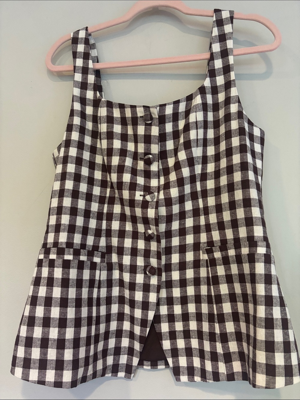 Wayf Brown and White Gingham Button-Front Top